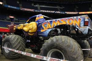 samson-monster-truck-columbus-2011-001